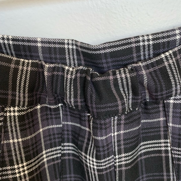 Garage plaid pleated mini skirt size M NEVER WORN - Picture 4 of 6